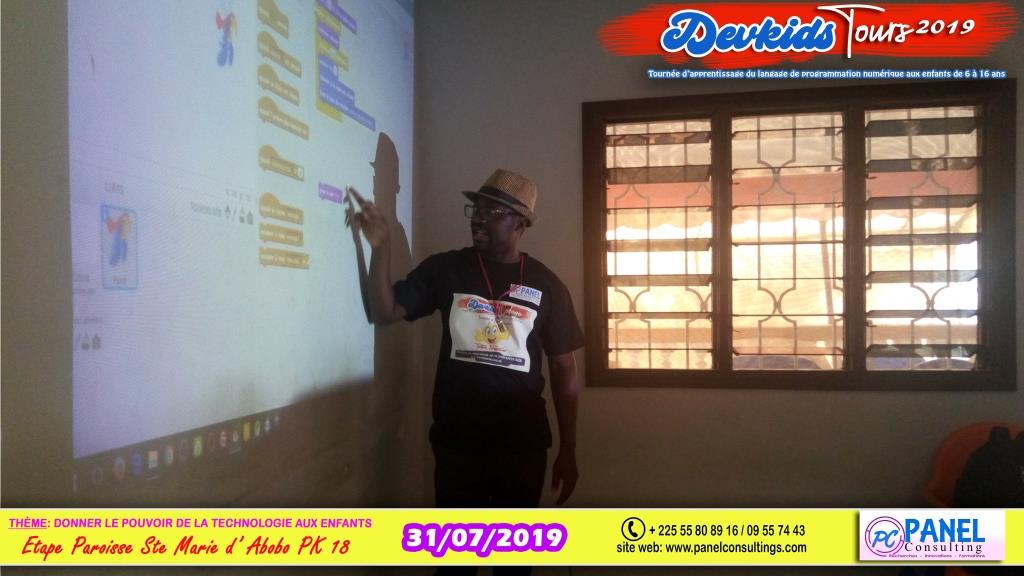 Devkids-codage abobo Ste Marie PK18-panel-consulting 76-Devkids tours 2019.jpg
